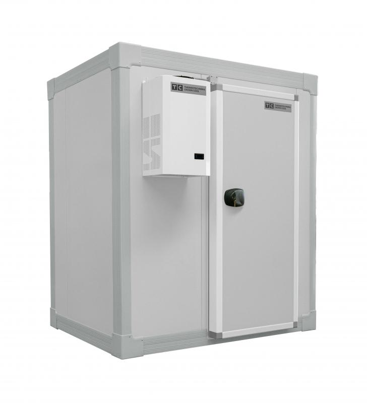 Solid door freezing chamber 6,9 m³ (1,5 x 2,0 x 2,3 m) | TCS014