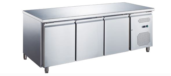 KH-SNACK3100TN - 3 ajtós hűtött munkaasztal 